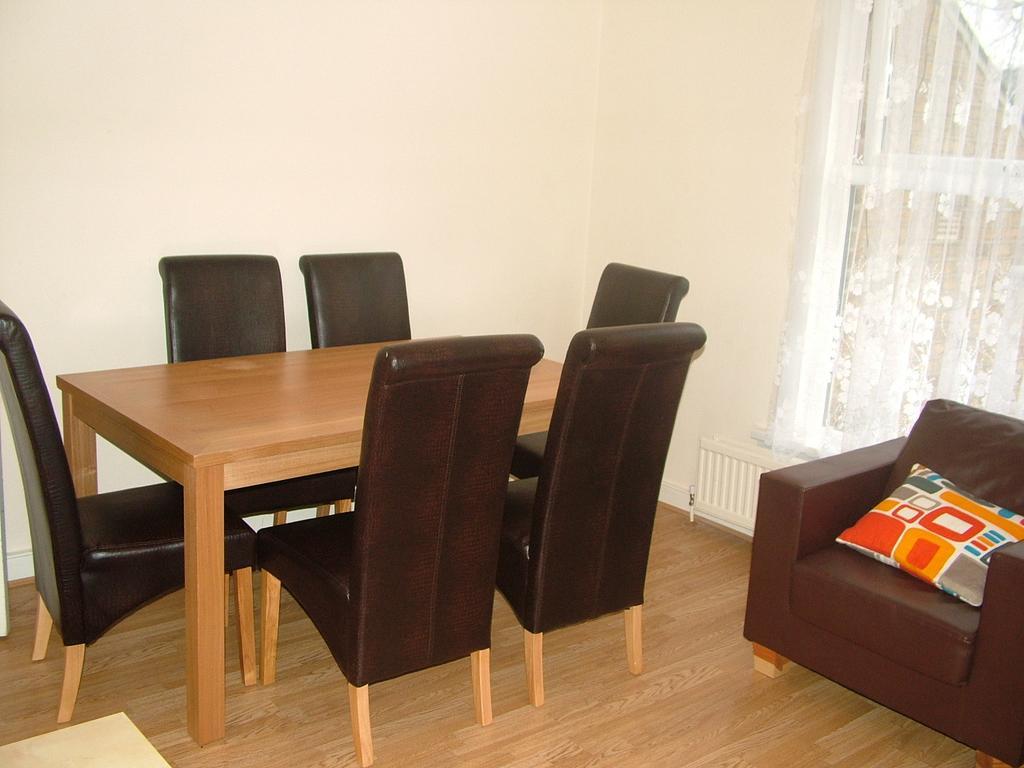 Central Park @ Finsbury Park London Room photo