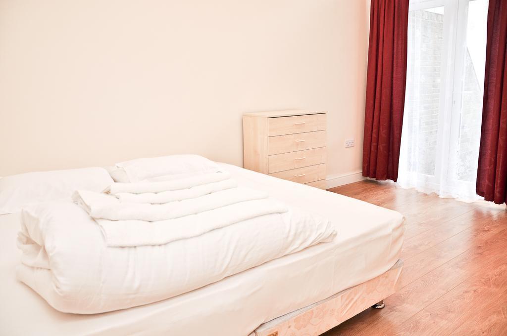Central Park @ Finsbury Park London Room photo